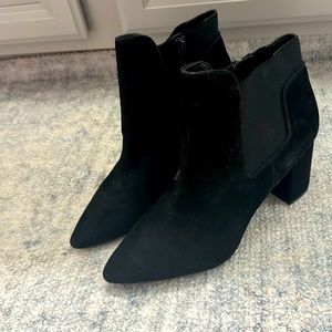 Black suede Preston &York booties women’s 10 NWOT